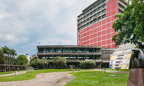 Los Anuarios del postgrado en Derecho y Ciencias Políticas de la Universidad Central de Venezuela